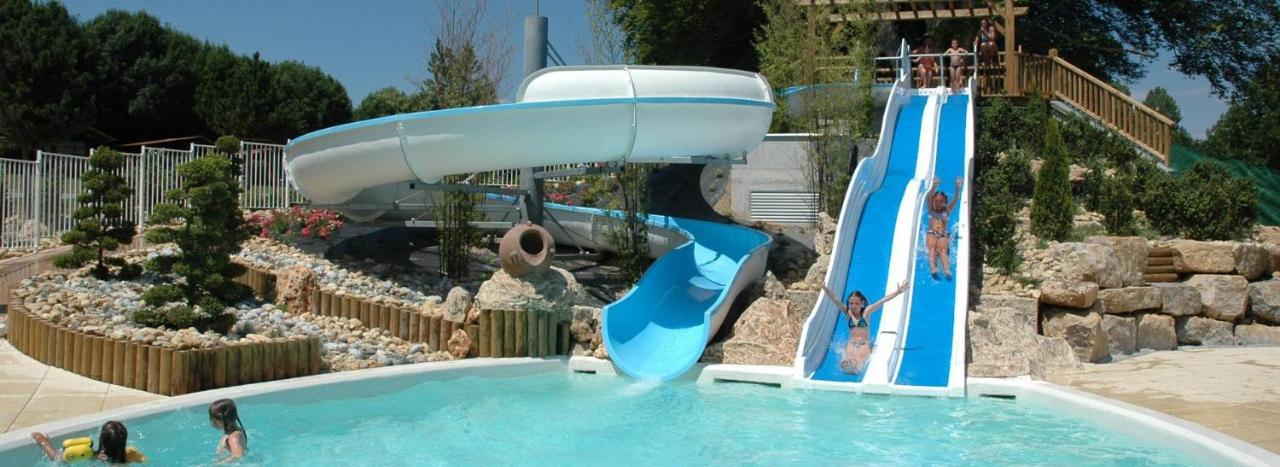 Hotel Camping Le Caussanel Canet-de-Salars Exterior foto