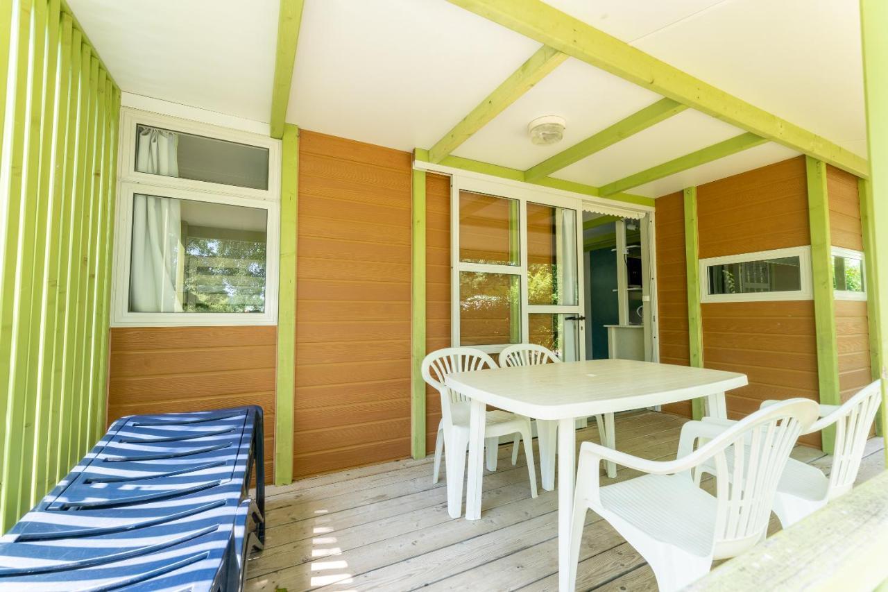 Hotel Camping Le Caussanel Canet-de-Salars Exterior foto